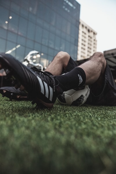 ميلان وإنتر لايفمواجهة كلاسيكو إيطالي يلهب المشاعر